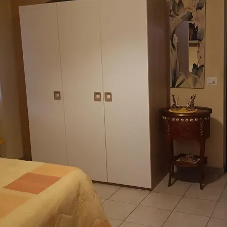 Dietro Piazza Maggiore