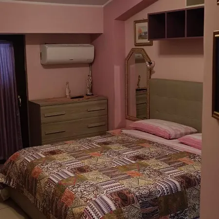 Dietro Piazza Maggiore