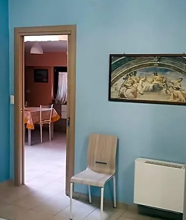 Dietro Piazza Maggiore 3*