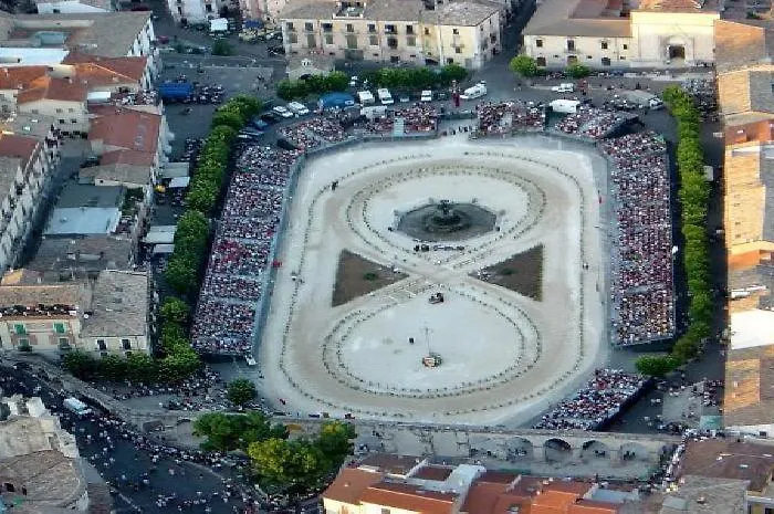 Dietro Piazza Maggiore ベッド・アンド・ブレックファスト