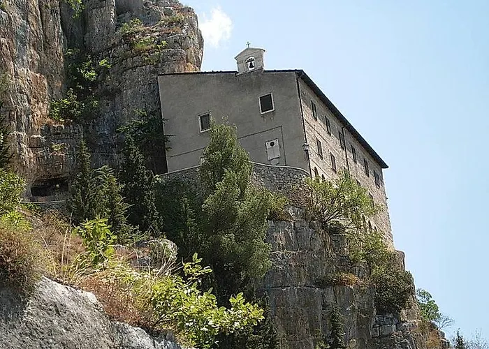 Dietro Piazza Maggiore