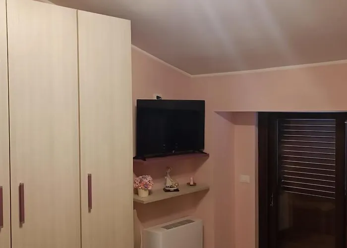 Oda ve Kahvaltı Dietro Piazza Maggiore Sulmona