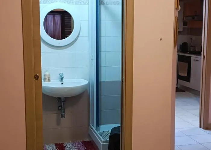 Dietro Piazza Maggiore ベッド・アンド・ブレックファスト 3*