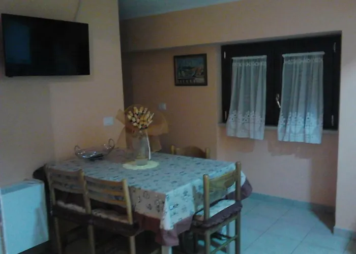 ベッド・アンド・ブレックファスト Dietro Piazza Maggiore