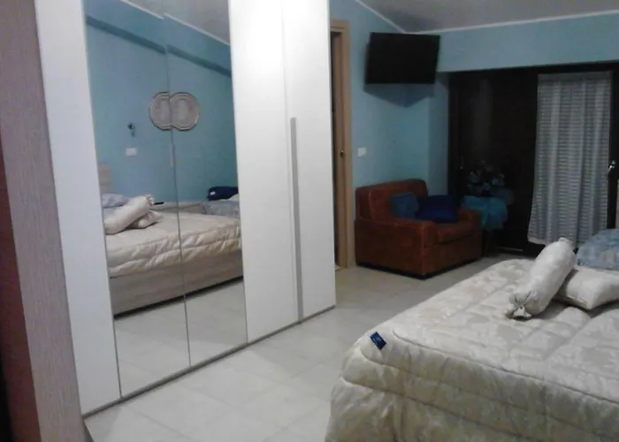 Dietro Piazza Maggiore