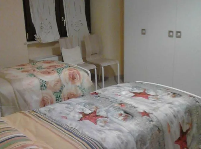 Dietro Piazza Maggiore 3* Sulmona